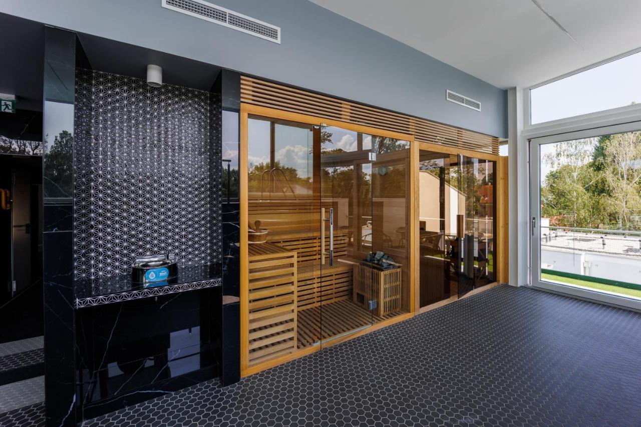 שיופוק Villa Bauhaus Wellness Apartments 207 - Petiteplage מראה חיצוני תמונה